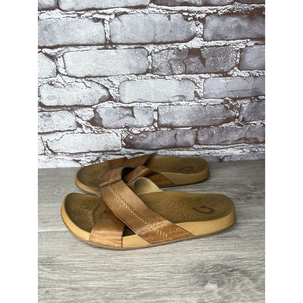 OluKai Kipe'a Olu Brown Leather Slides Comfort Sandal Floral Sole Women 8M US/38